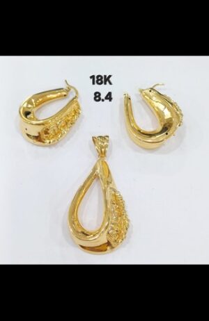 18k Gold Earrings